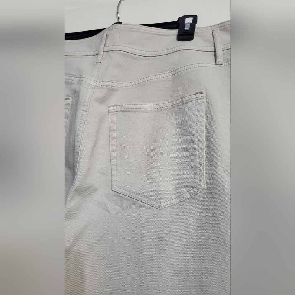 LOFT Cream Boot Cut Pants Size 12/31 - Picture 9 of 10